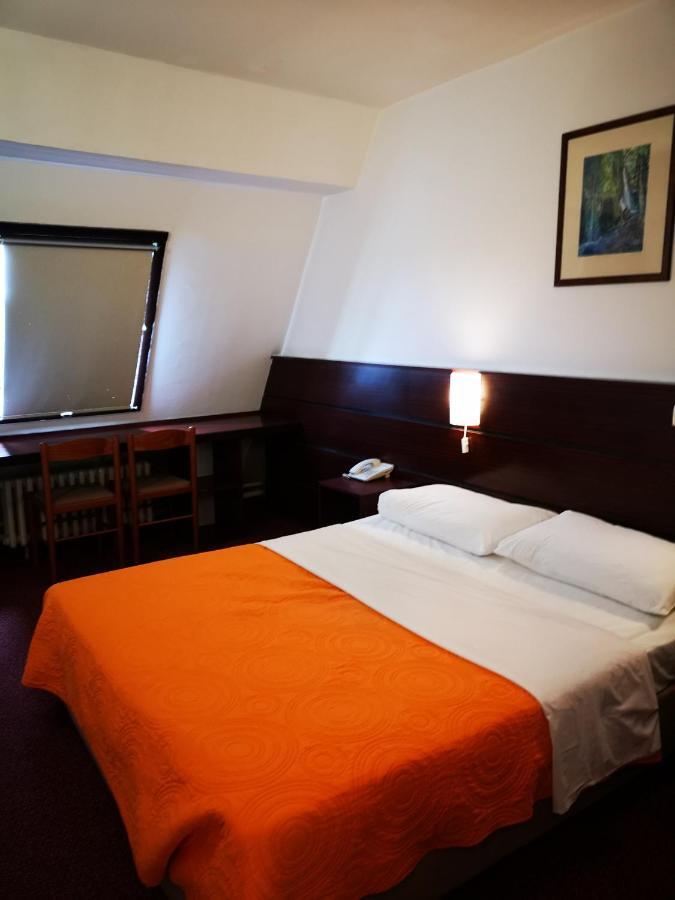 Motel Plitvice ザグレブ エクステリア 写真